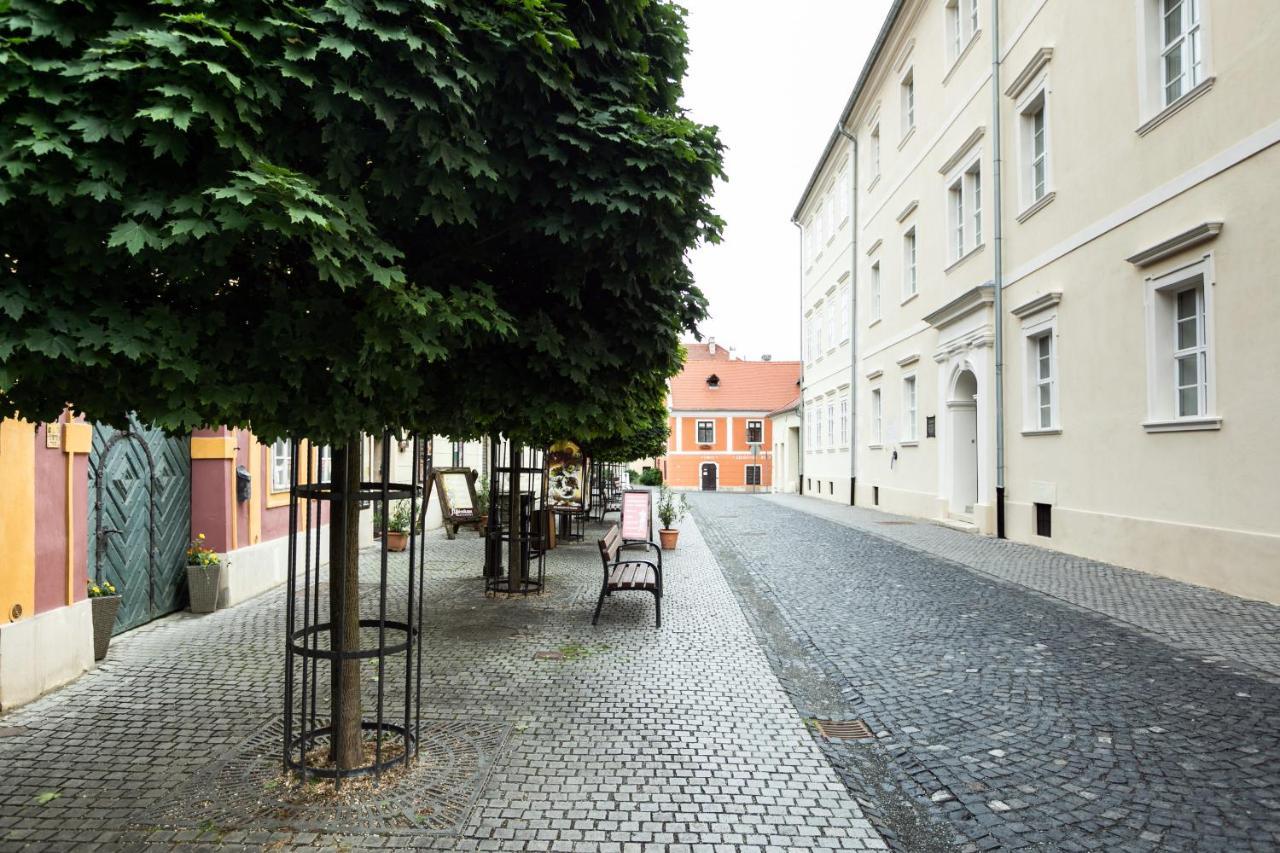 Benedict Hotel Kőszeg Eksteriør billede